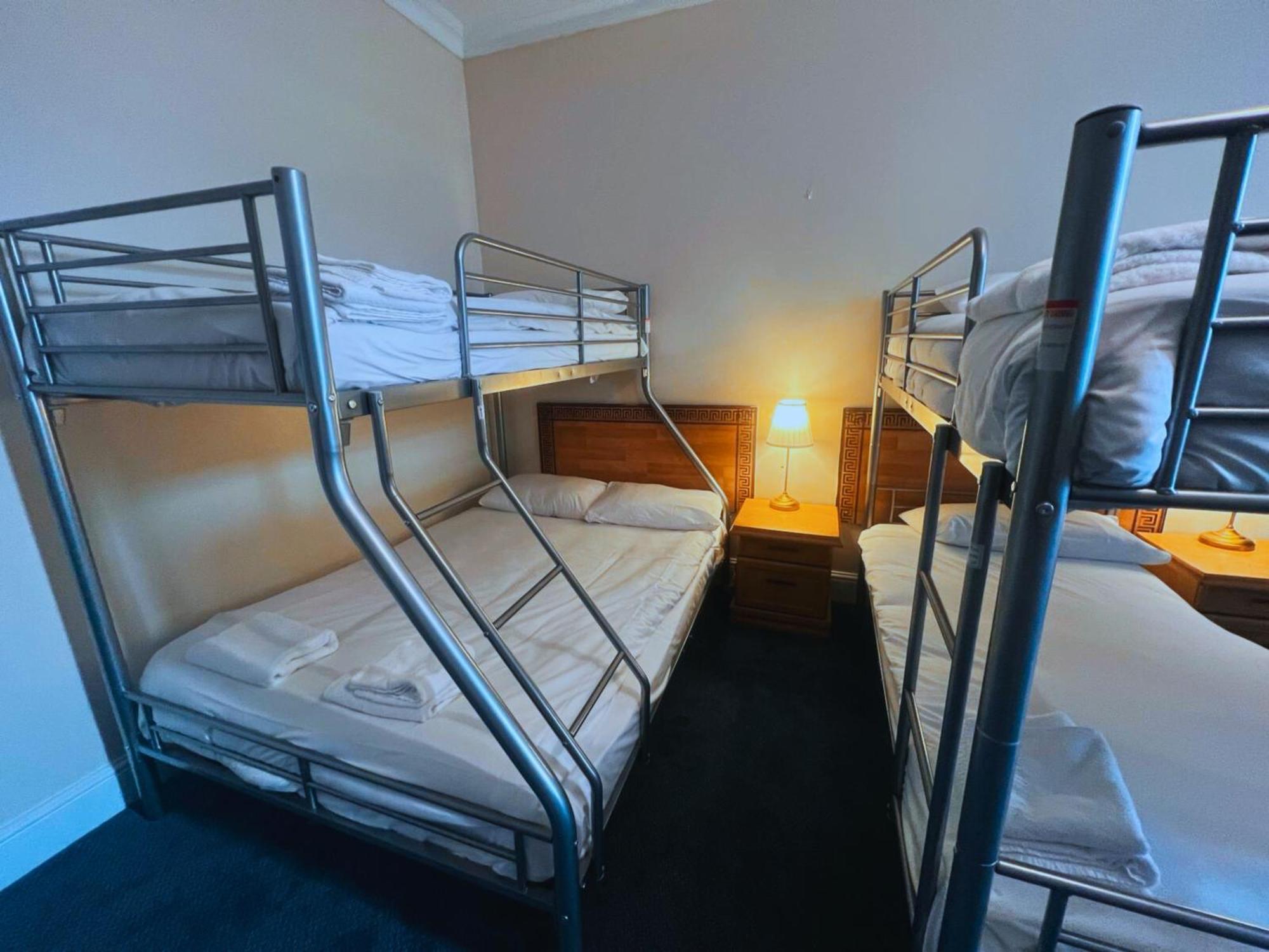 Helen's Near Wembley Hotel London