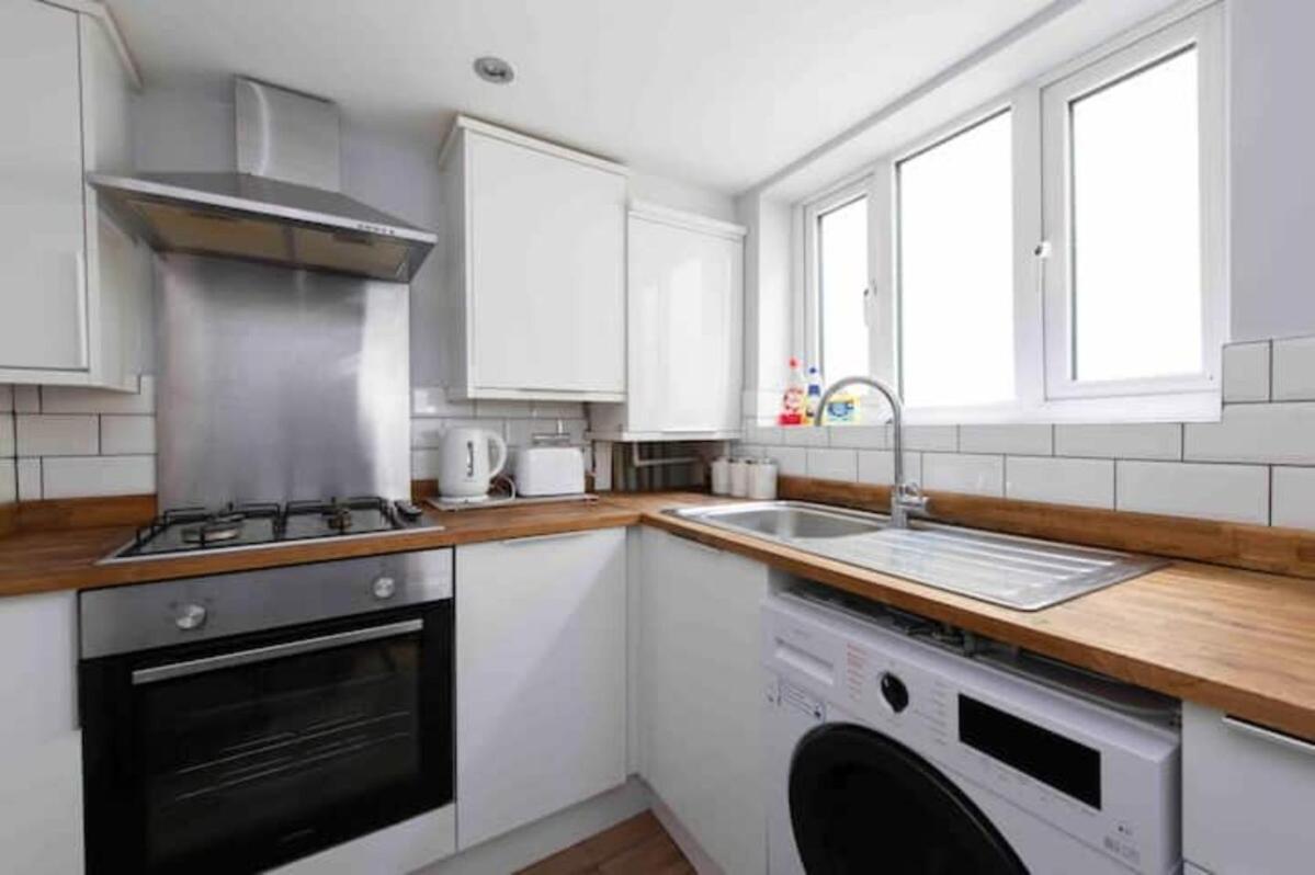 2 Bed House In Woolwich Lejlighed London