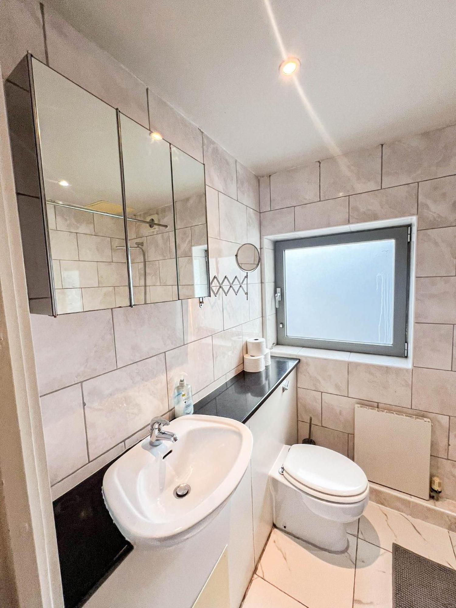 Lejlighed Stunning 1-bedroom Flat In Canary Wharf Free Parking Near Museum