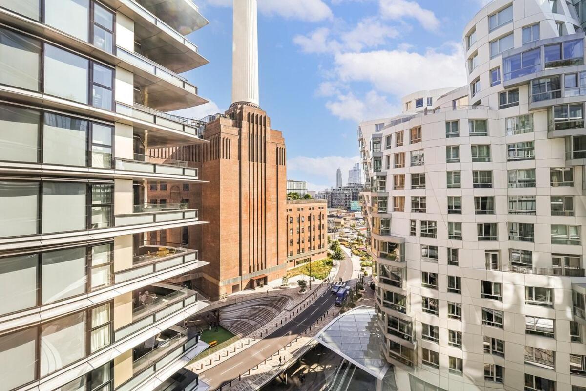 Lägenhet Spacious 3-bedroom With Stunning Battersea Views *