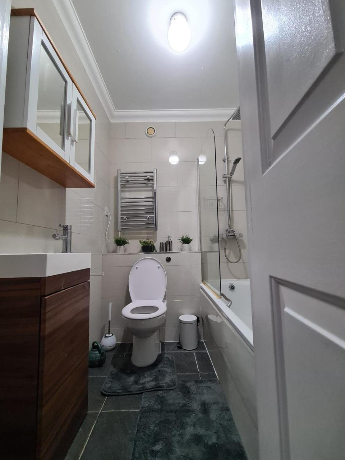 Luxurious 3 Bed Flat In Kilburn Leilighet *