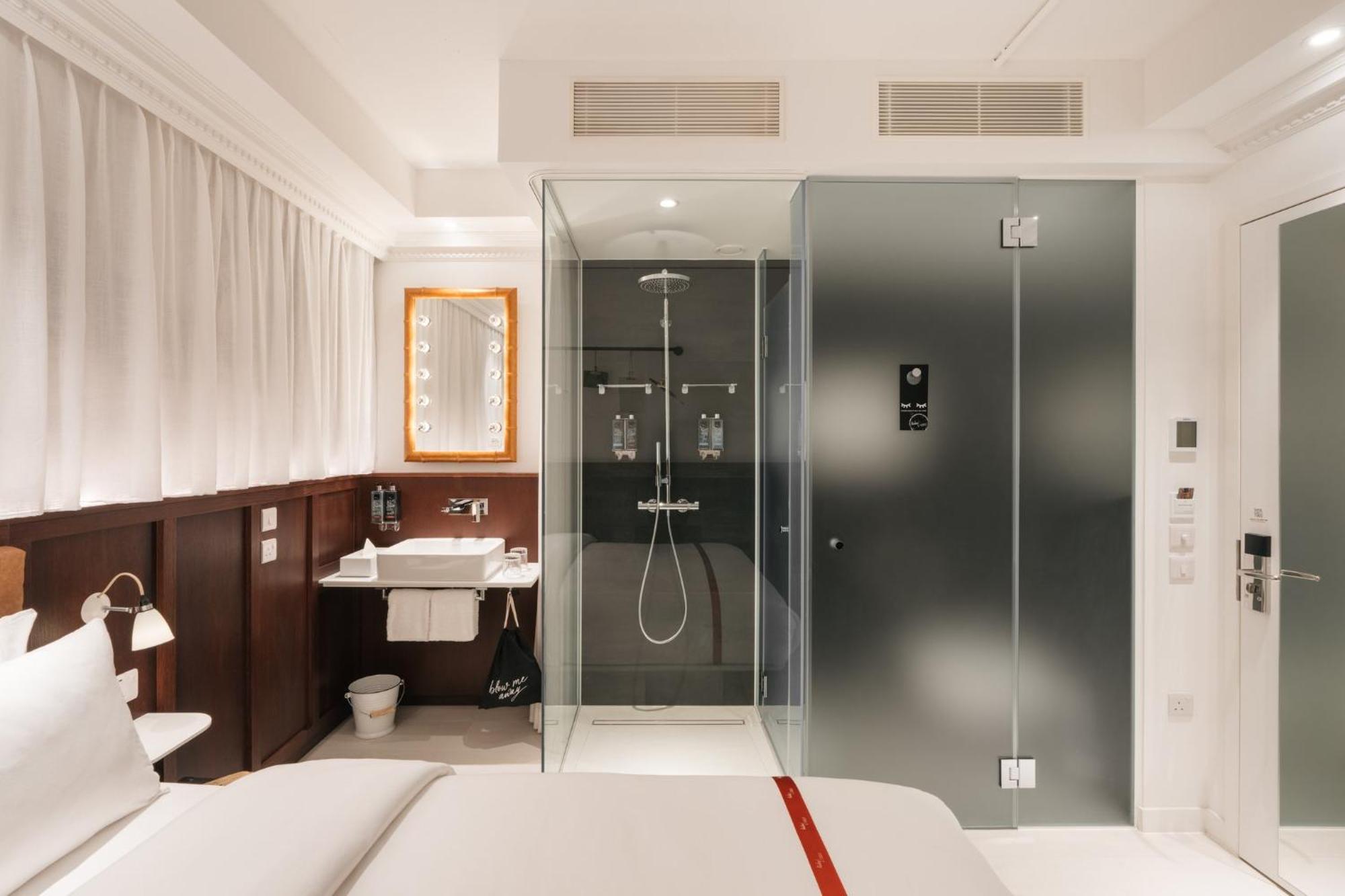 Hotel Ruby Stella London