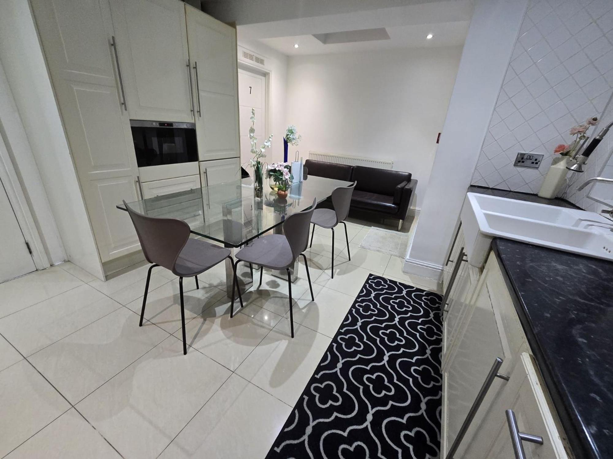Privatunterkunft The Riverside Haven London