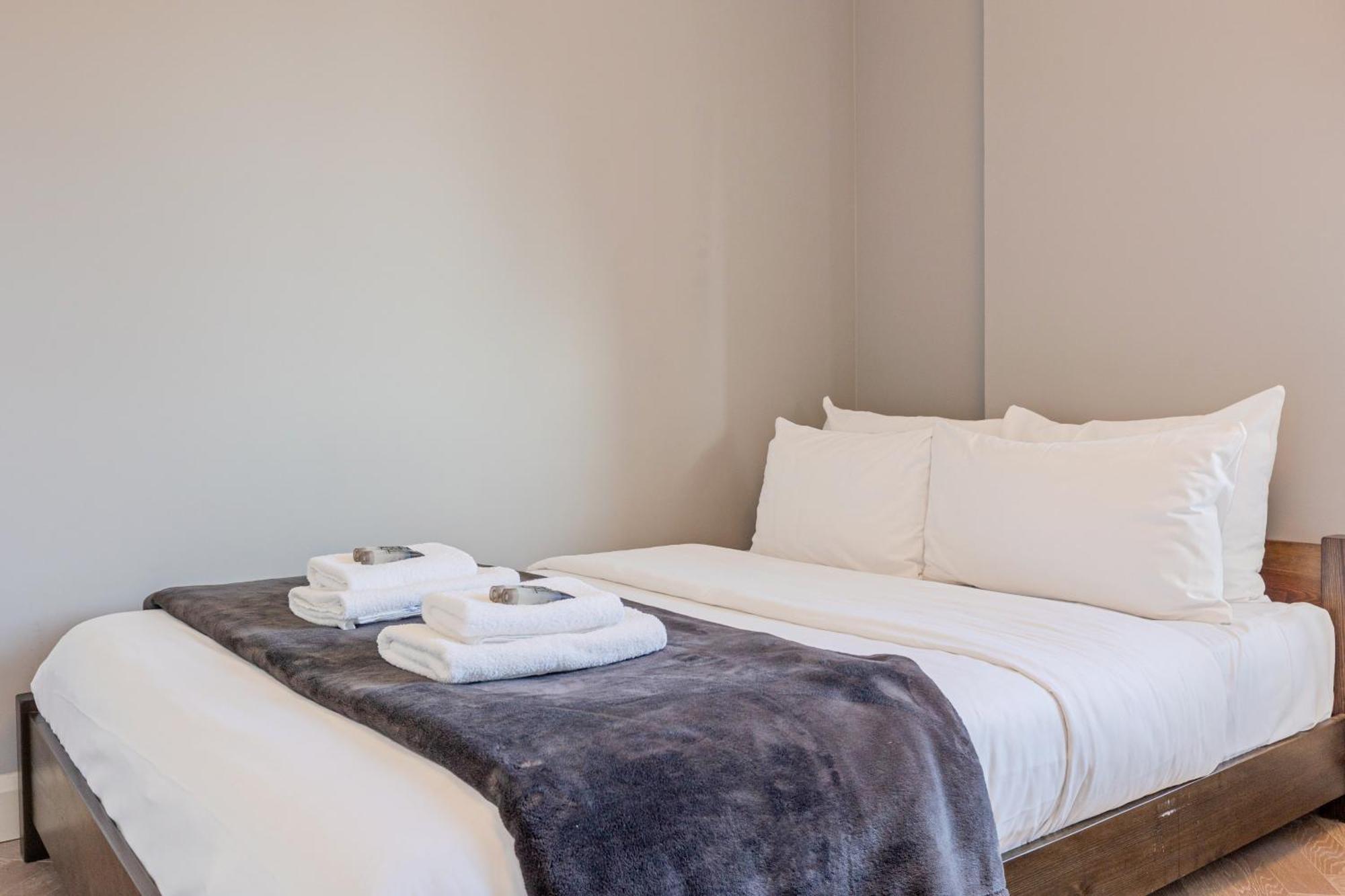 4br 4-floor House, W Patio, 10 Min Wapping Station Appartement Londen