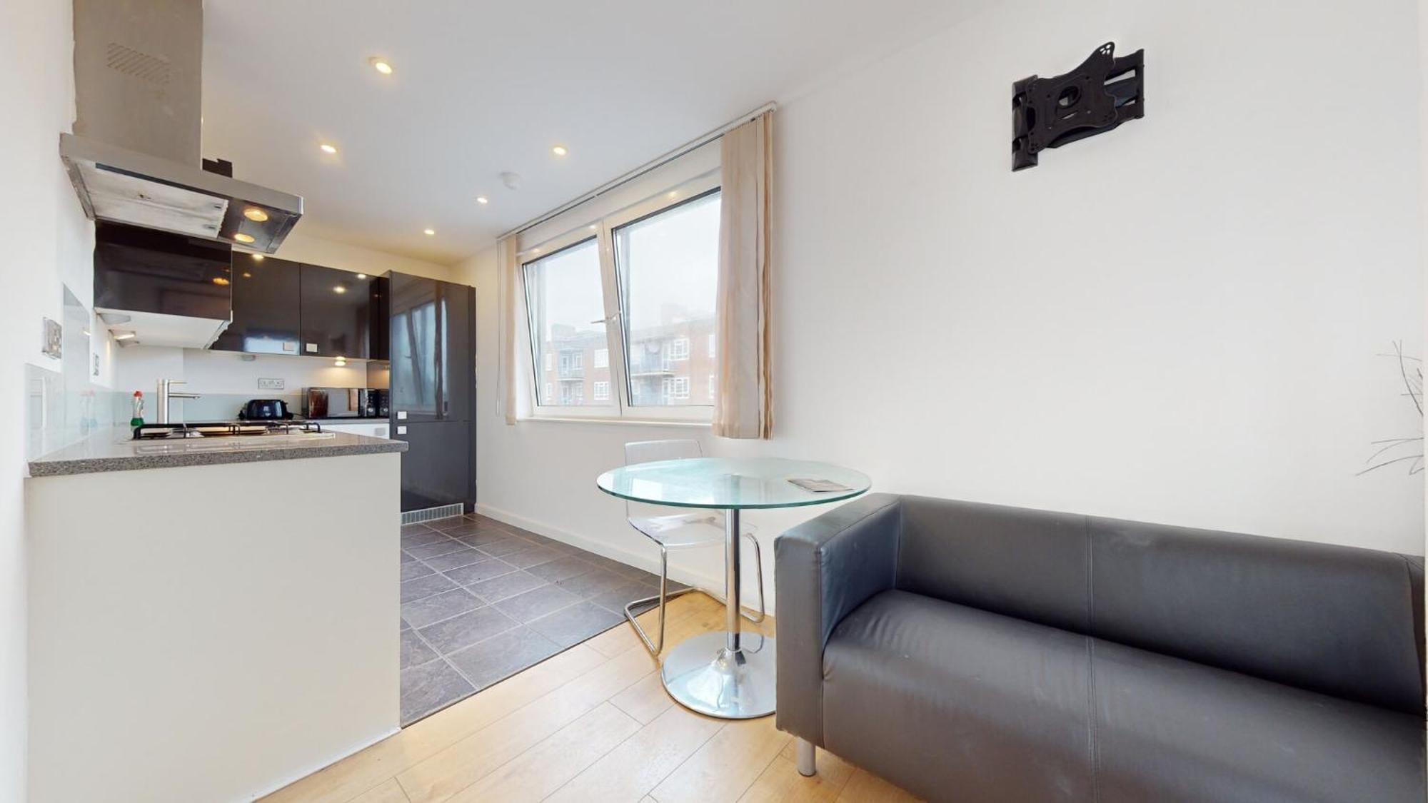 Cozy 2 Bedroom Flat In Central Lägenhet London