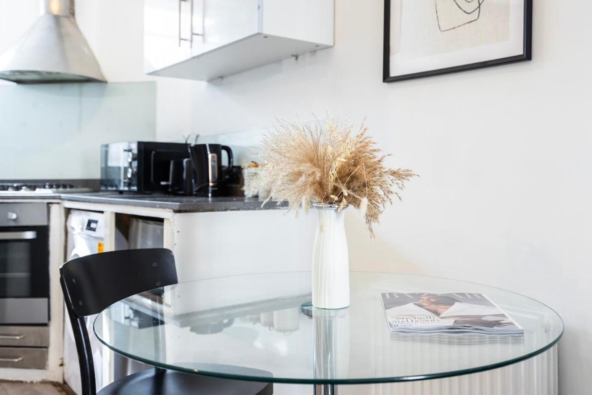 Classy 2 Bedroom Near Old Street Station Lejlighed London