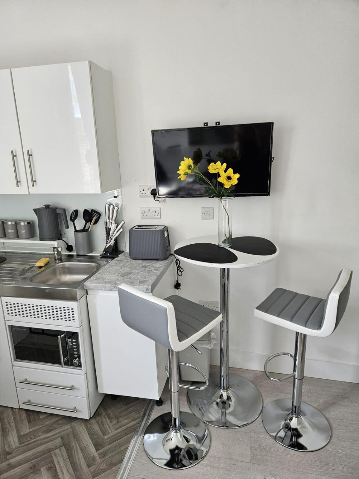 Lejlighed Compact And Bright Flat West 3a London