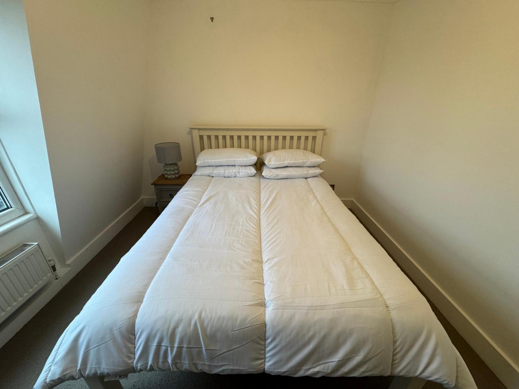 Holiday home Charming 4bd 6 Mins From Nine Elms Station