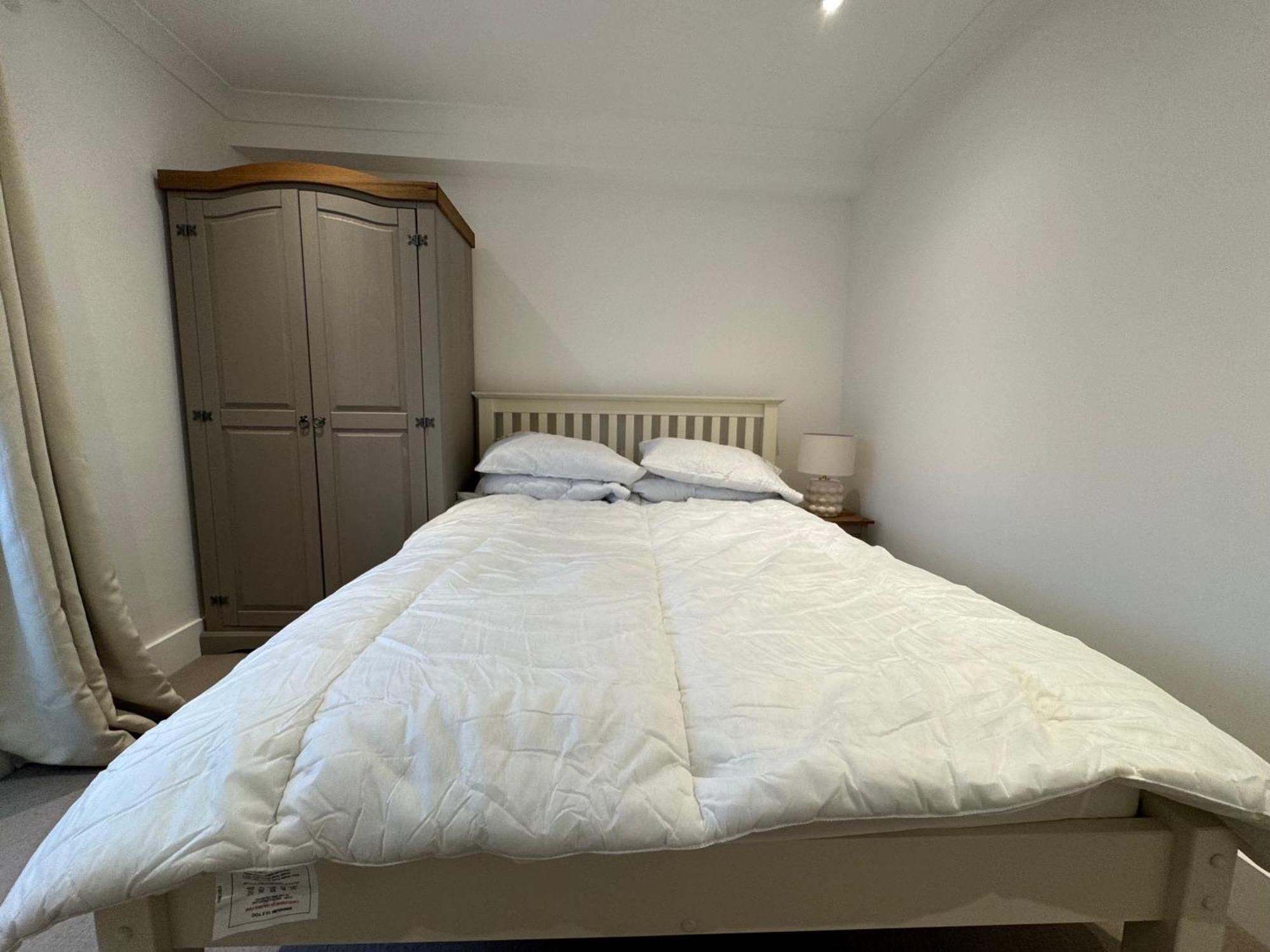 Charming 4bd 6 Mins From Nine Elms Station * London