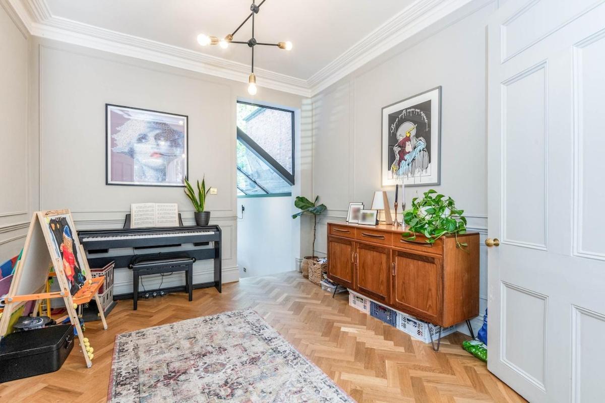 4 Bedroom Newly Renovated Semesterbostad *