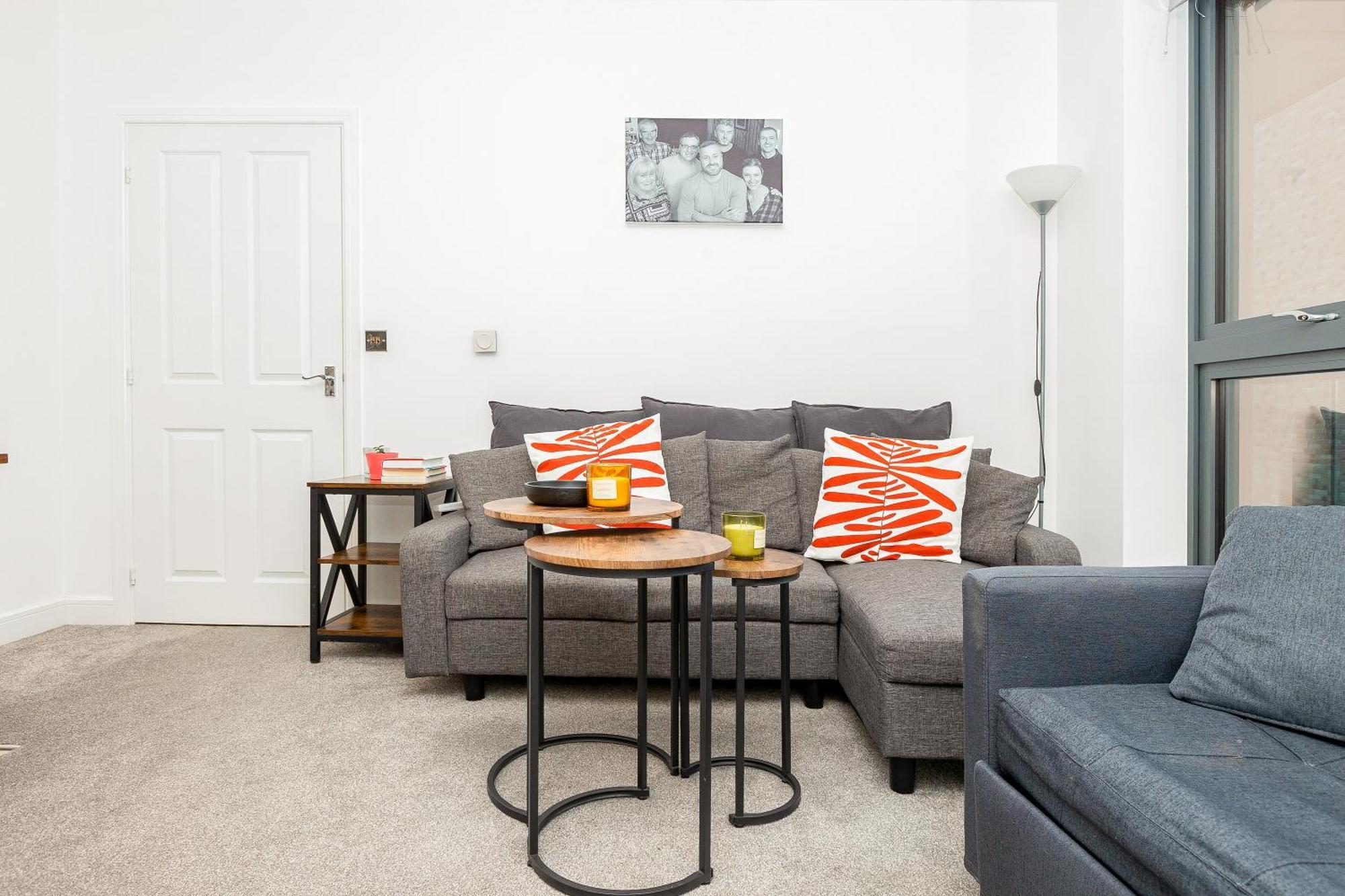 Modern 1br With Balcony & View, Wandsworth