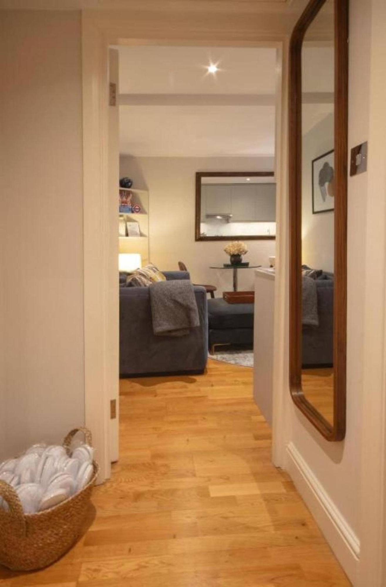 Chelsea One Bed Mins From Kings Road Leilighet