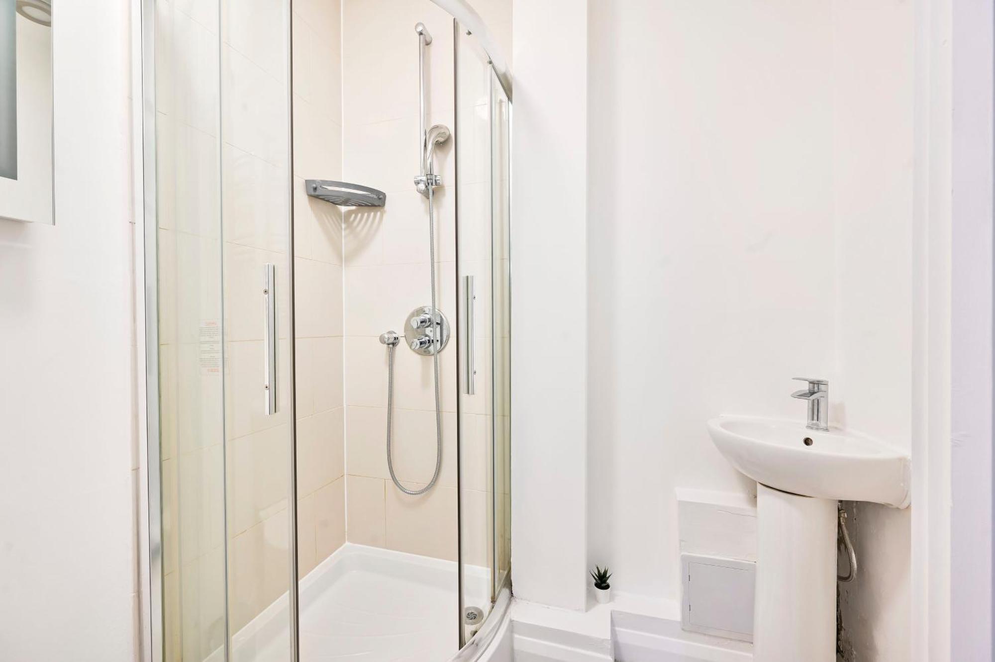 Lovely 2 Bed Tower Bridge Sleeps 6 Appartement