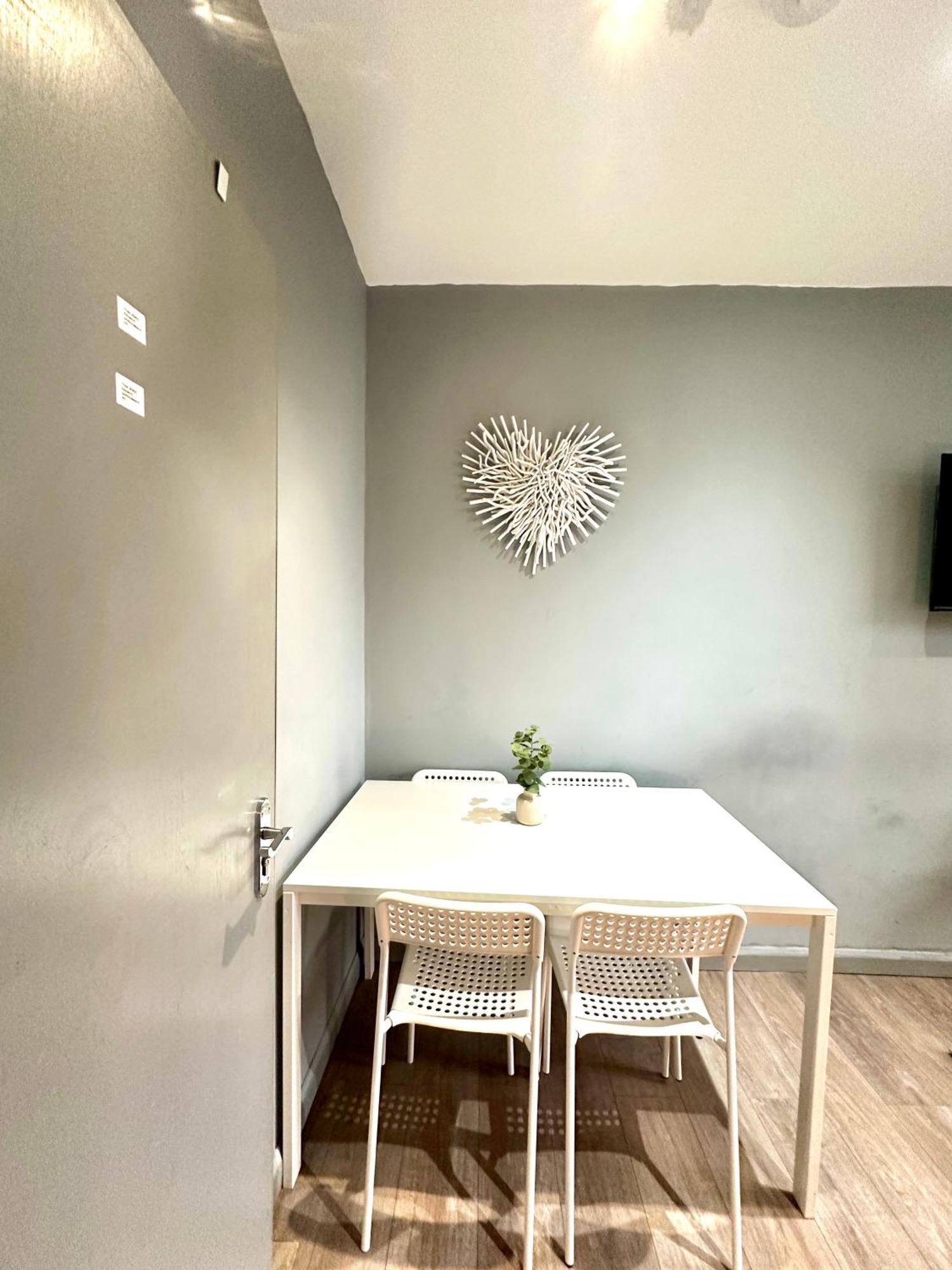Spacious 3 Bedroom Flat In Kings Cross, St 159 Lejlighed