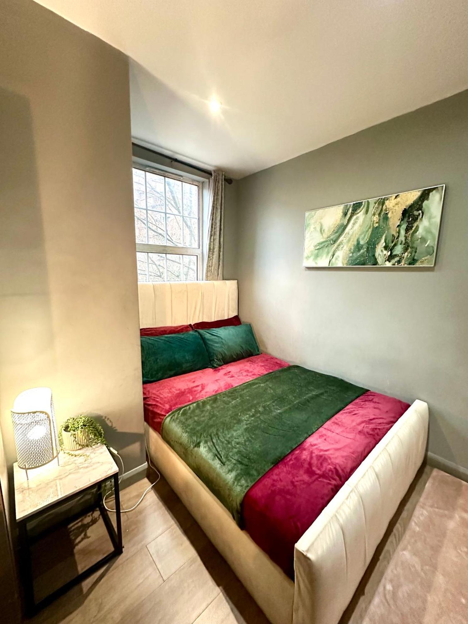 Spacious 3 Bedroom Flat In Kings Cross, St 159 Lejlighed *
