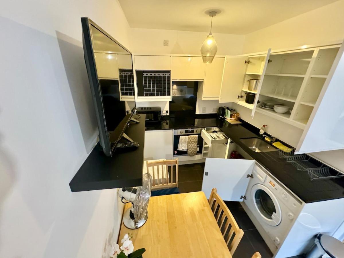 Euston Station Flat1 Apartment