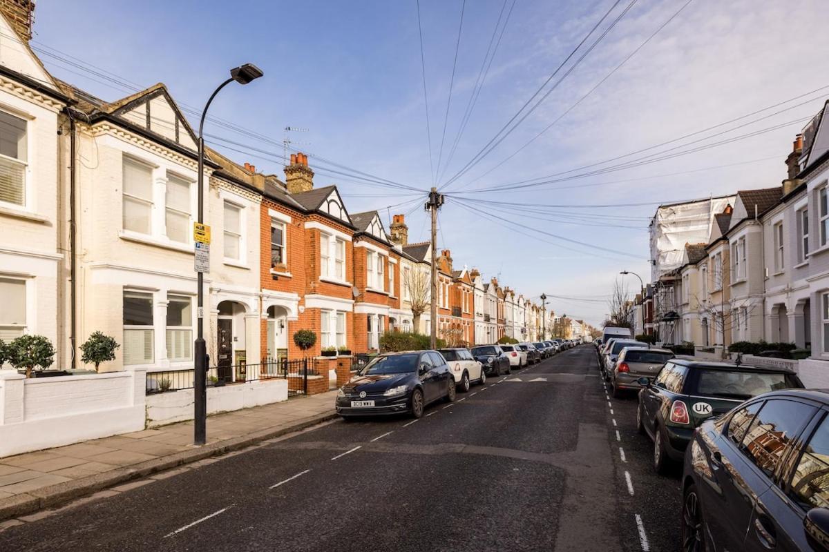 Feriehus Bright, Spotless Fulham With Private Garden
