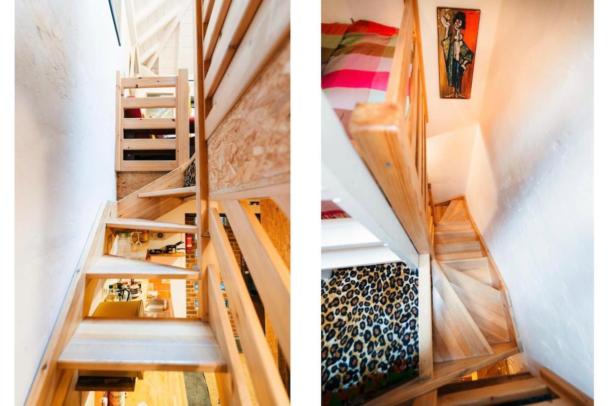 Quirky And Cosy Soho Stables House * Londen