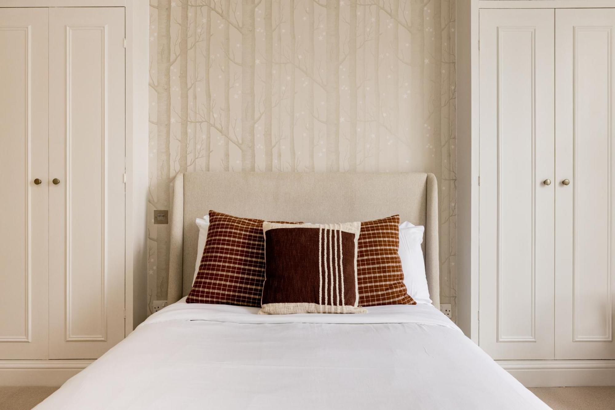 The Chelsea Nest - Stylish 2bdr With Balcony Leilighet