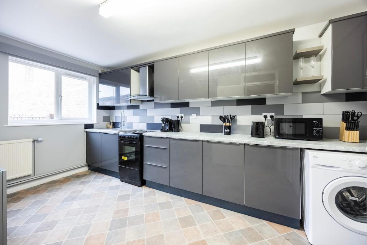 Lejlighed The Blue Hideaway - Spacious Battersea House With Private Garden