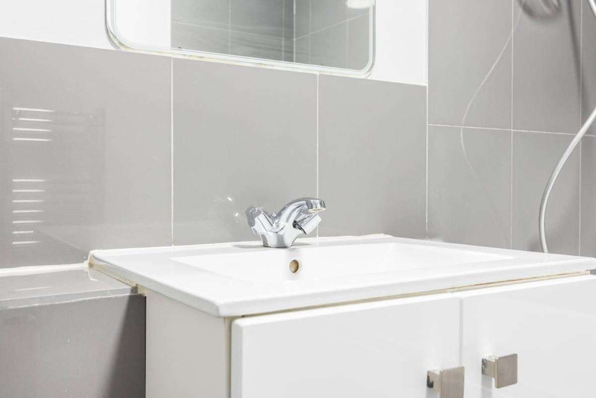 Lejlighed The Blue Hideaway - Spacious Battersea House With Private Garden