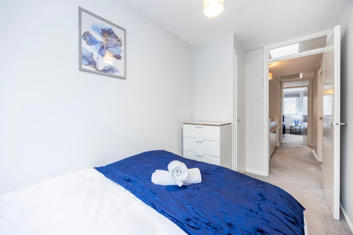 The Blue Hideaway - Spacious Battersea House With Private Garden Lejlighed *