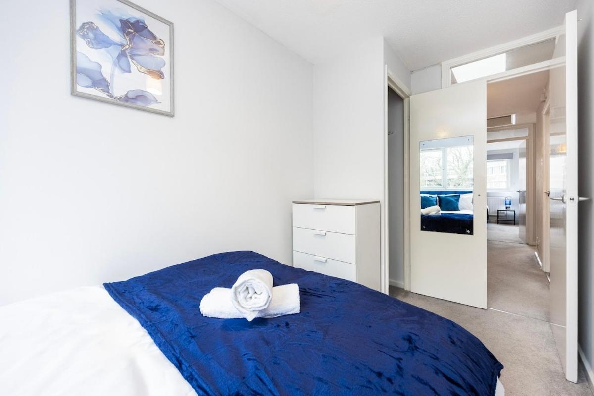 The Blue Hideaway - Spacious Battersea House With Private Garden Lejlighed *