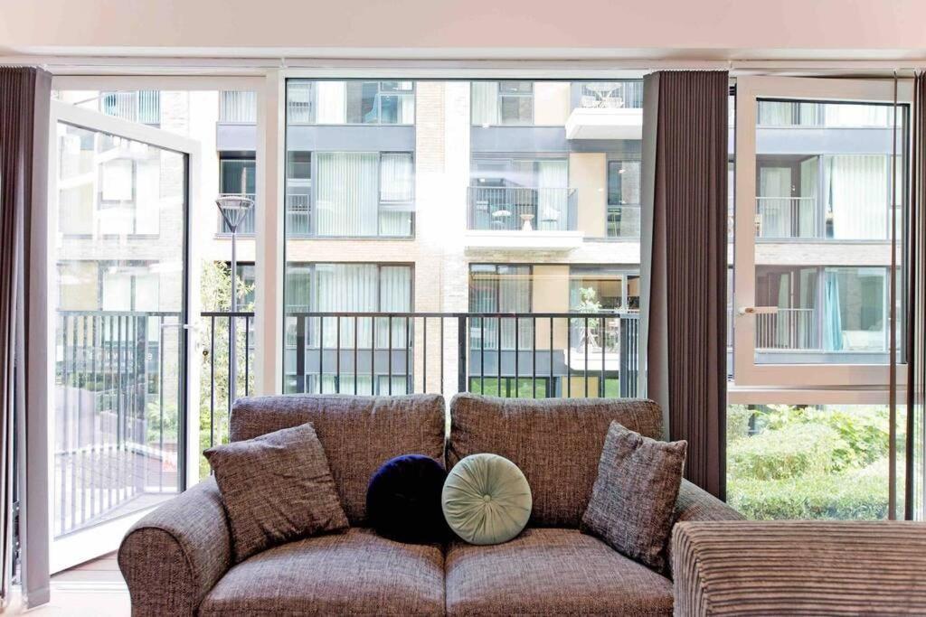 Stylish Flat In Chelsea Creek 11 * London