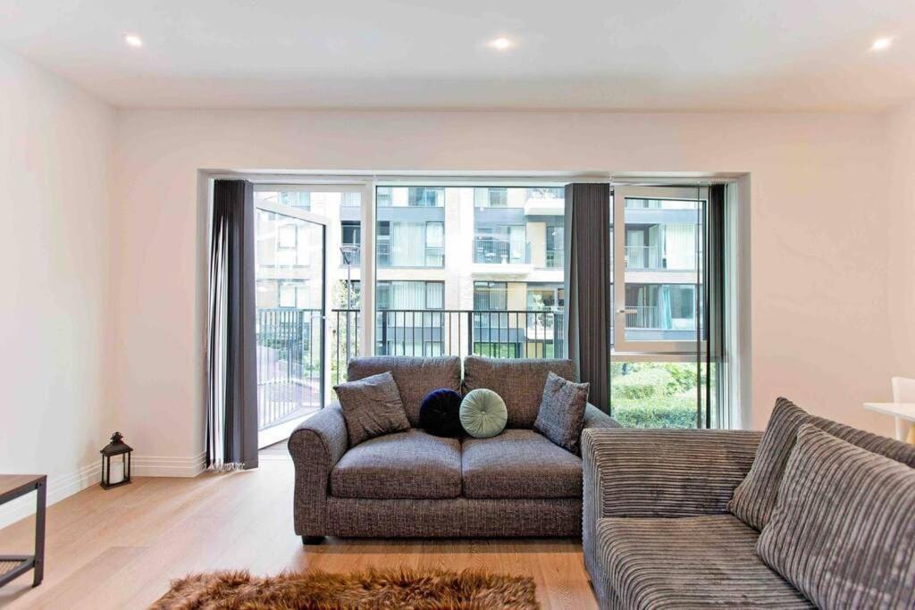 Stylish Flat In Chelsea Creek 11 * London