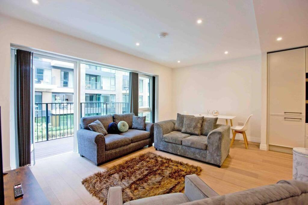 Apartment Stylish Flat In Chelsea Creek 11