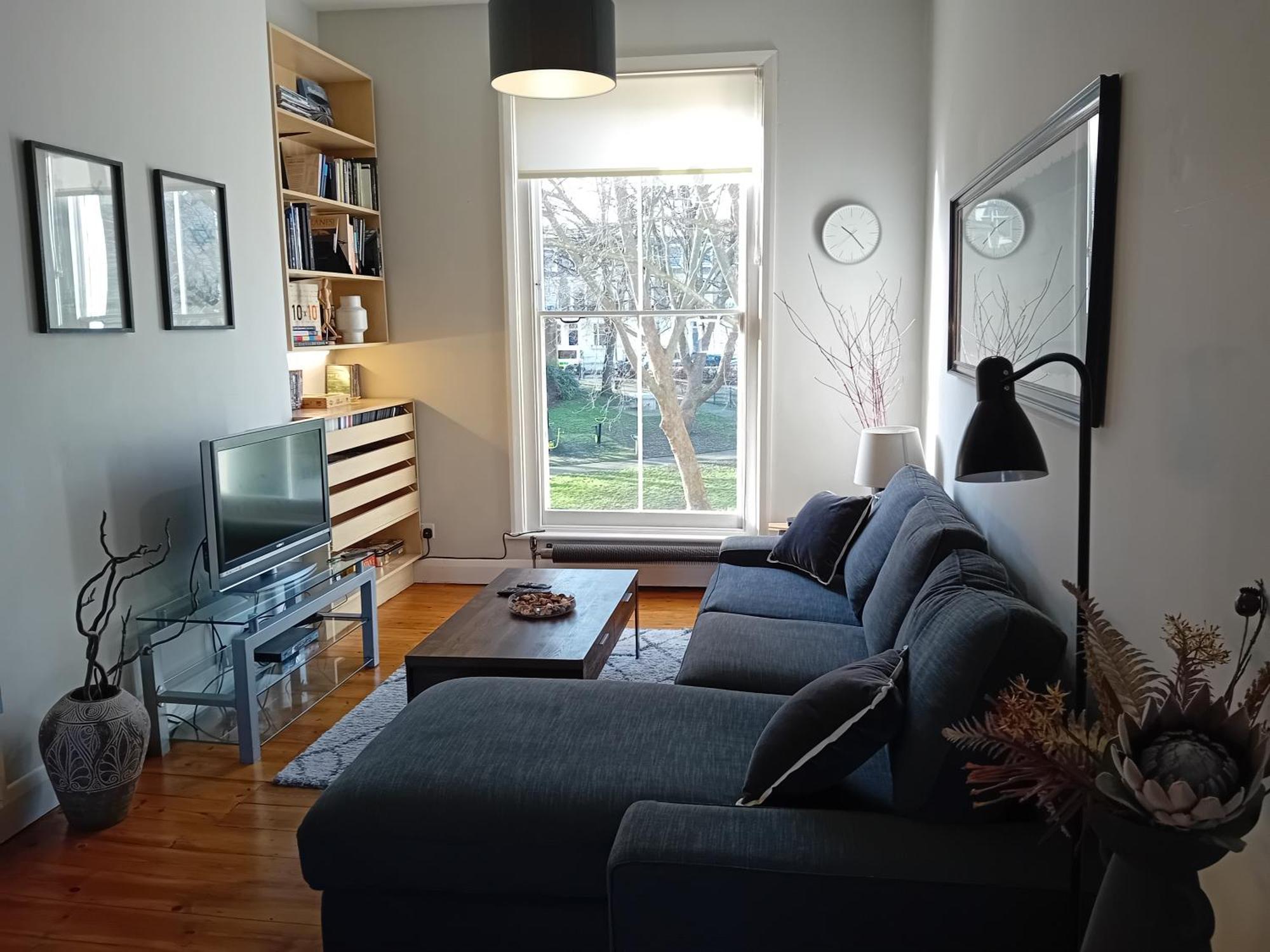 Stunning House Overlooking Local Park Semesterbostad London