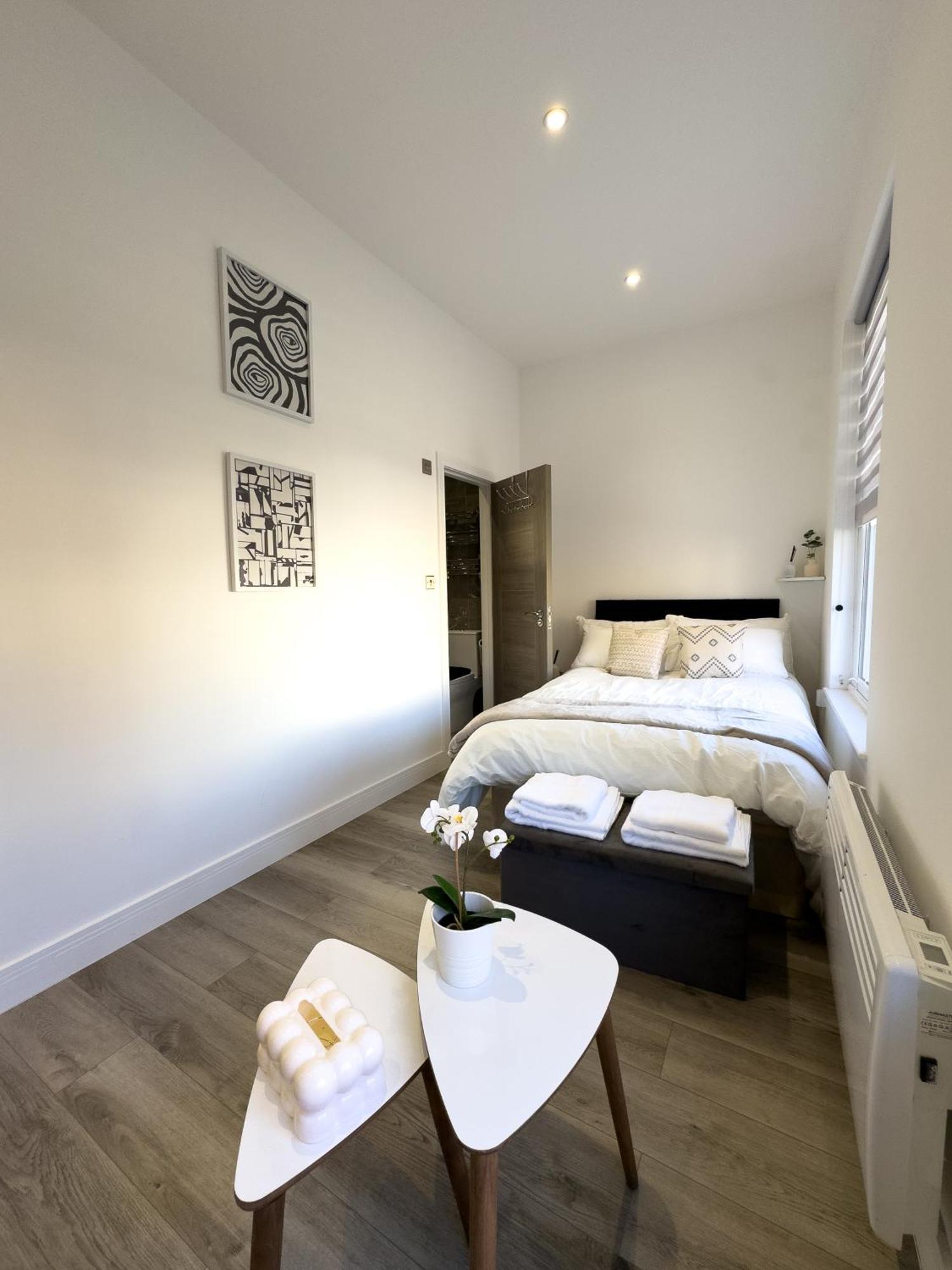 Flat 20 Min From Center * London