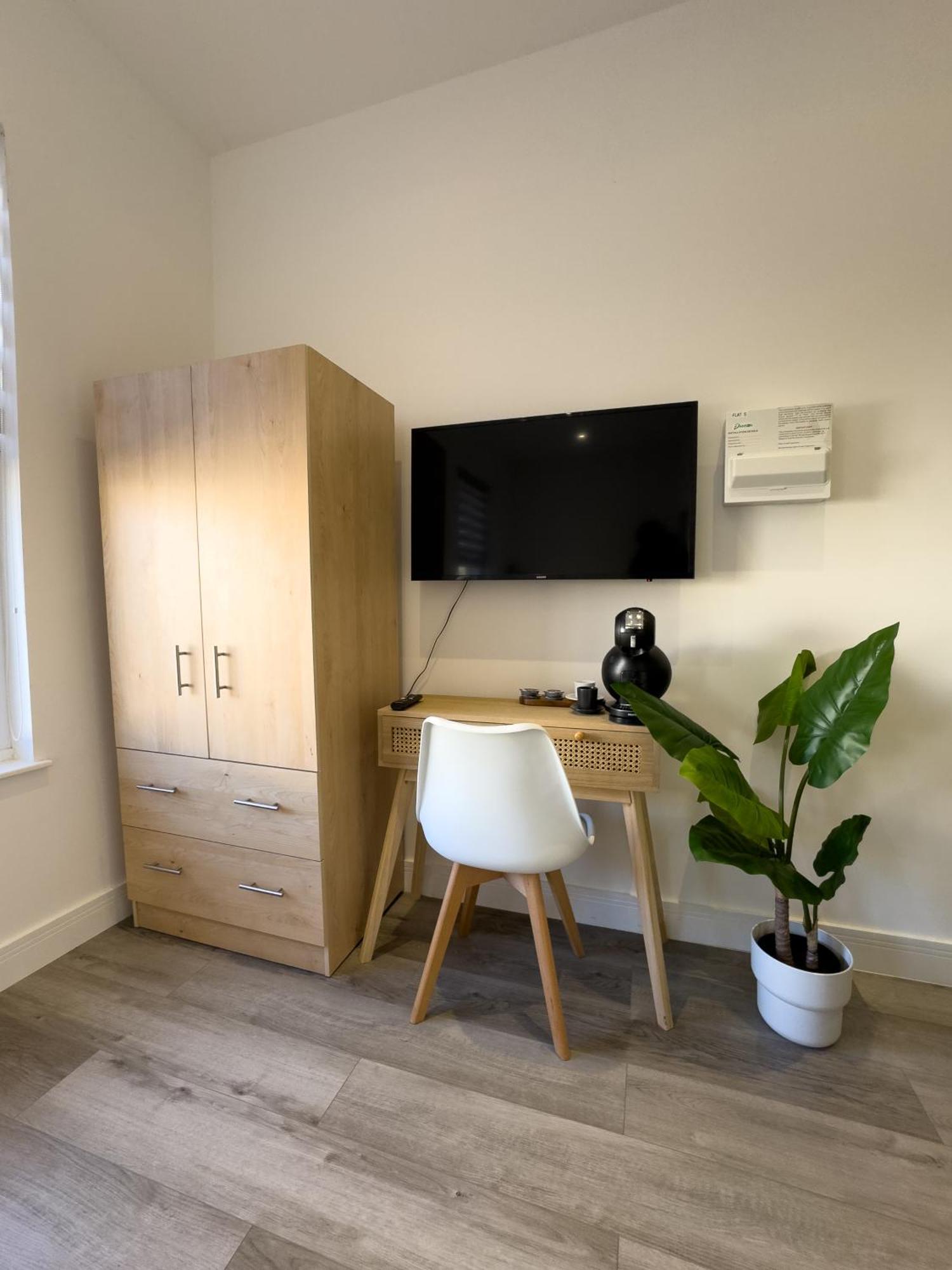 Apartment Flat 20 Min From Center *