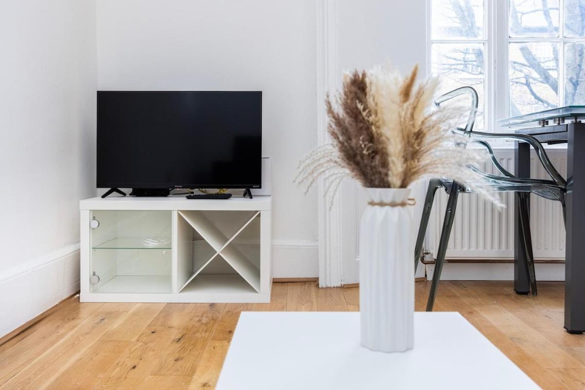 Lägenhet Spacious Islington London