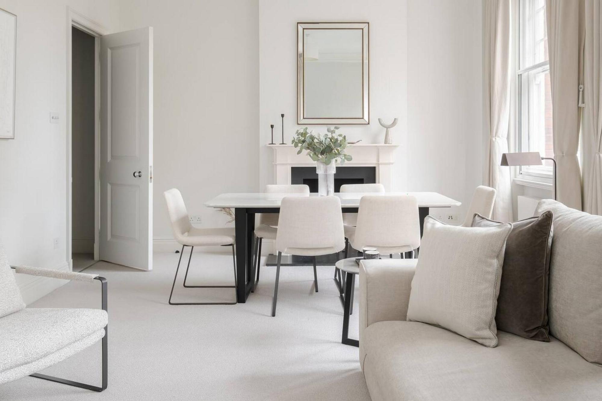 Exquisite Single-level Knightsbridge Flat Wlift Londra