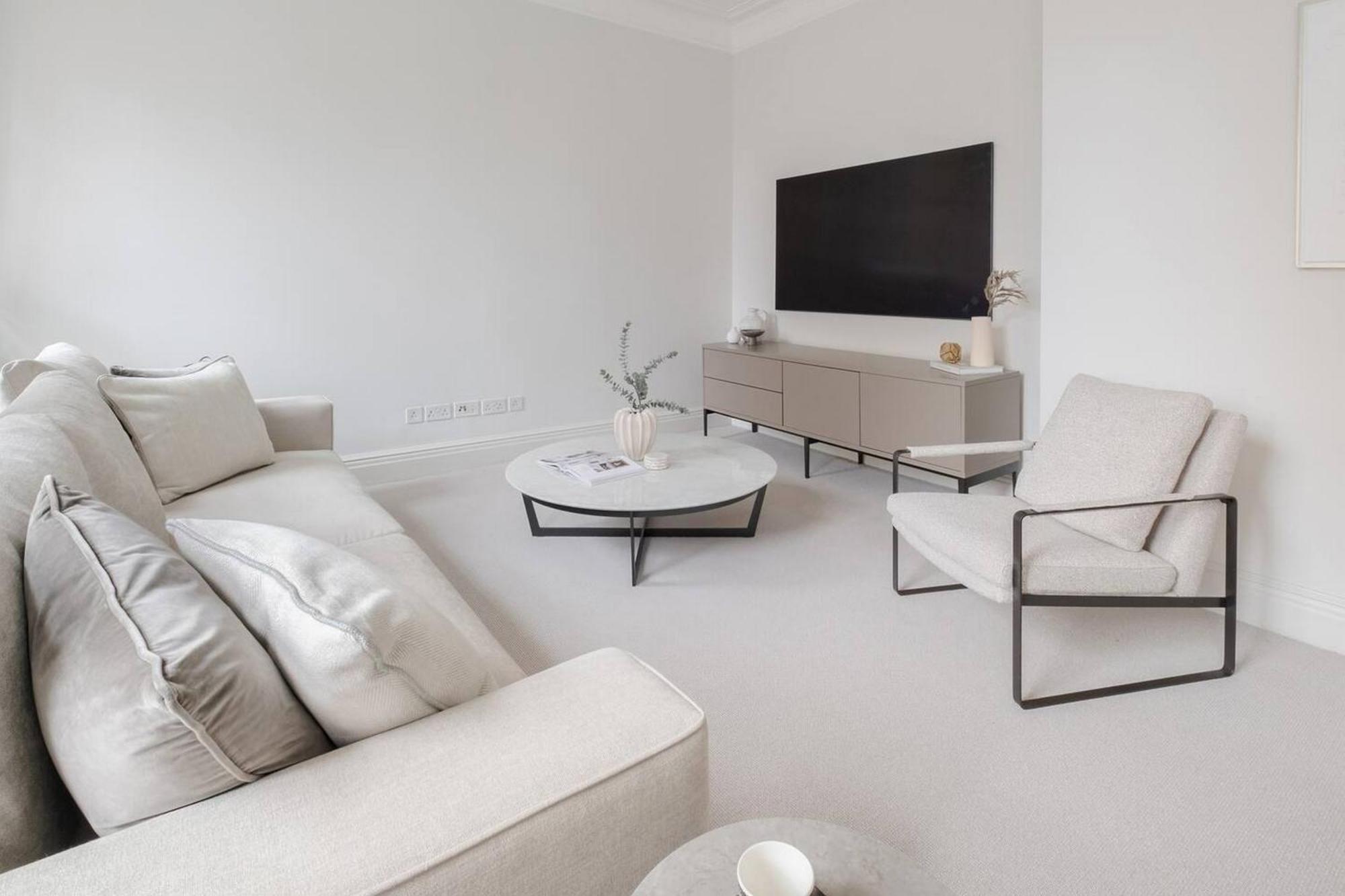 Exquisite Single-level Knightsbridge Flat Wlift Londra