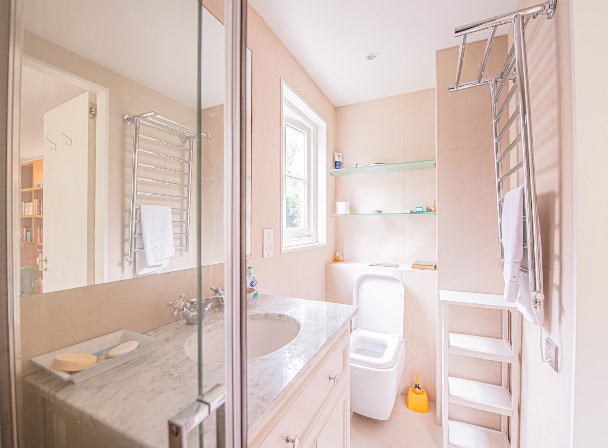 Cute Cosy Easy Access To Ldn Appartement Londen