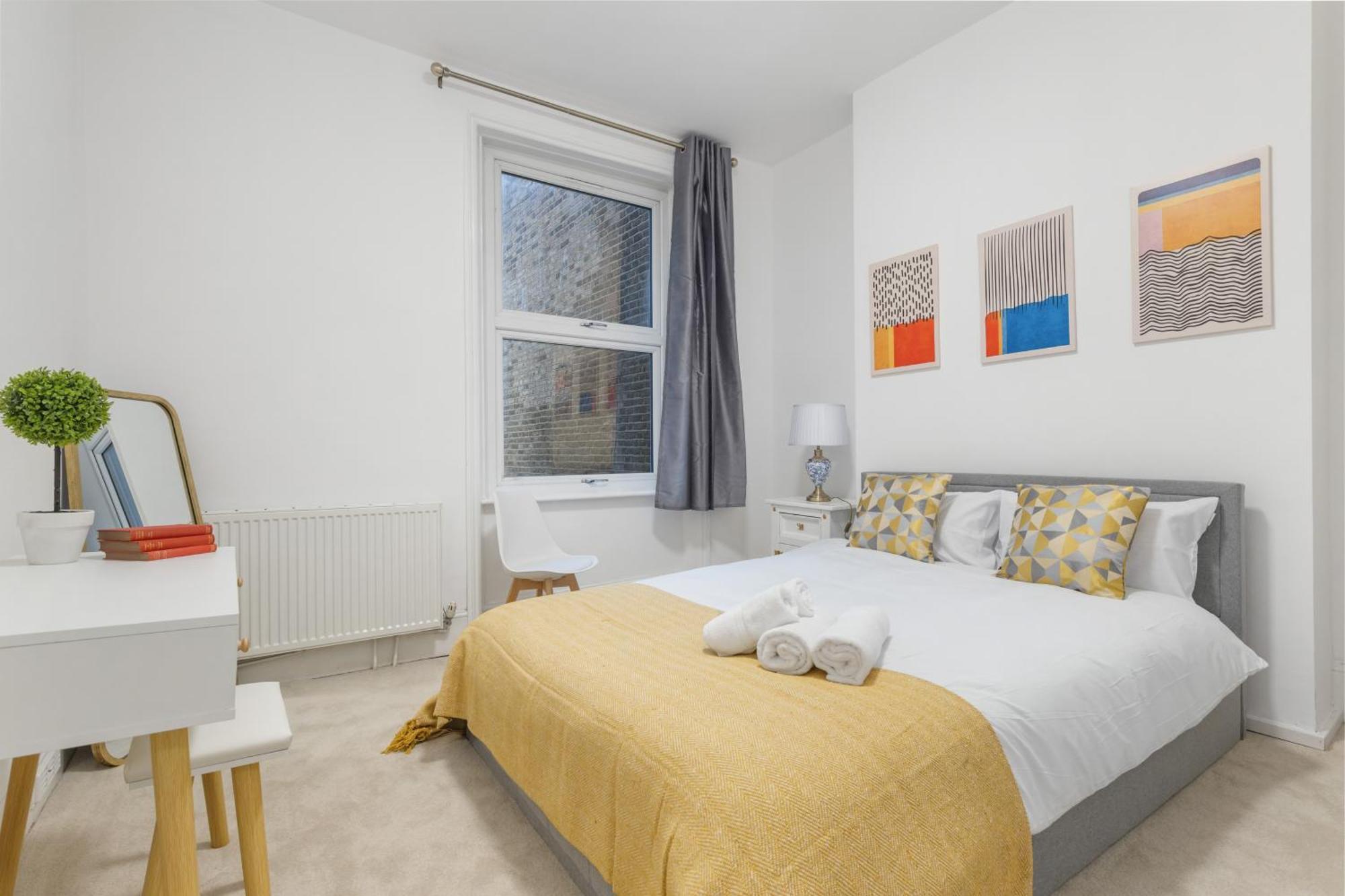 Modern 5-bedroom Fulham Flat - Sleeps 12 Appartement *