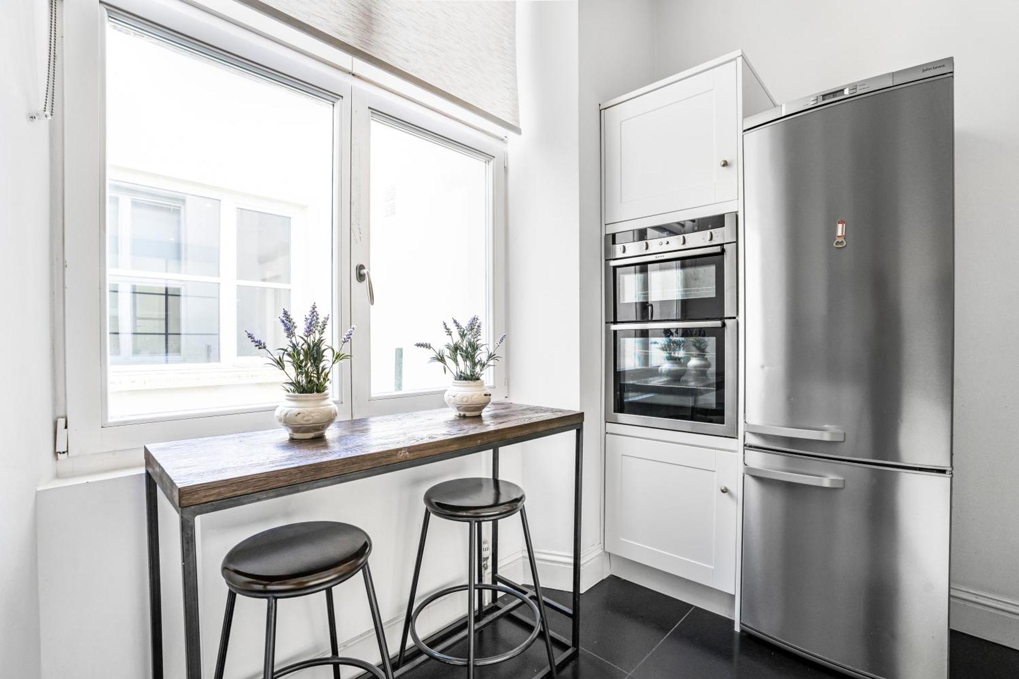 Leilighet Classy High Ceilings 2 Bdr Next To Hyde Park