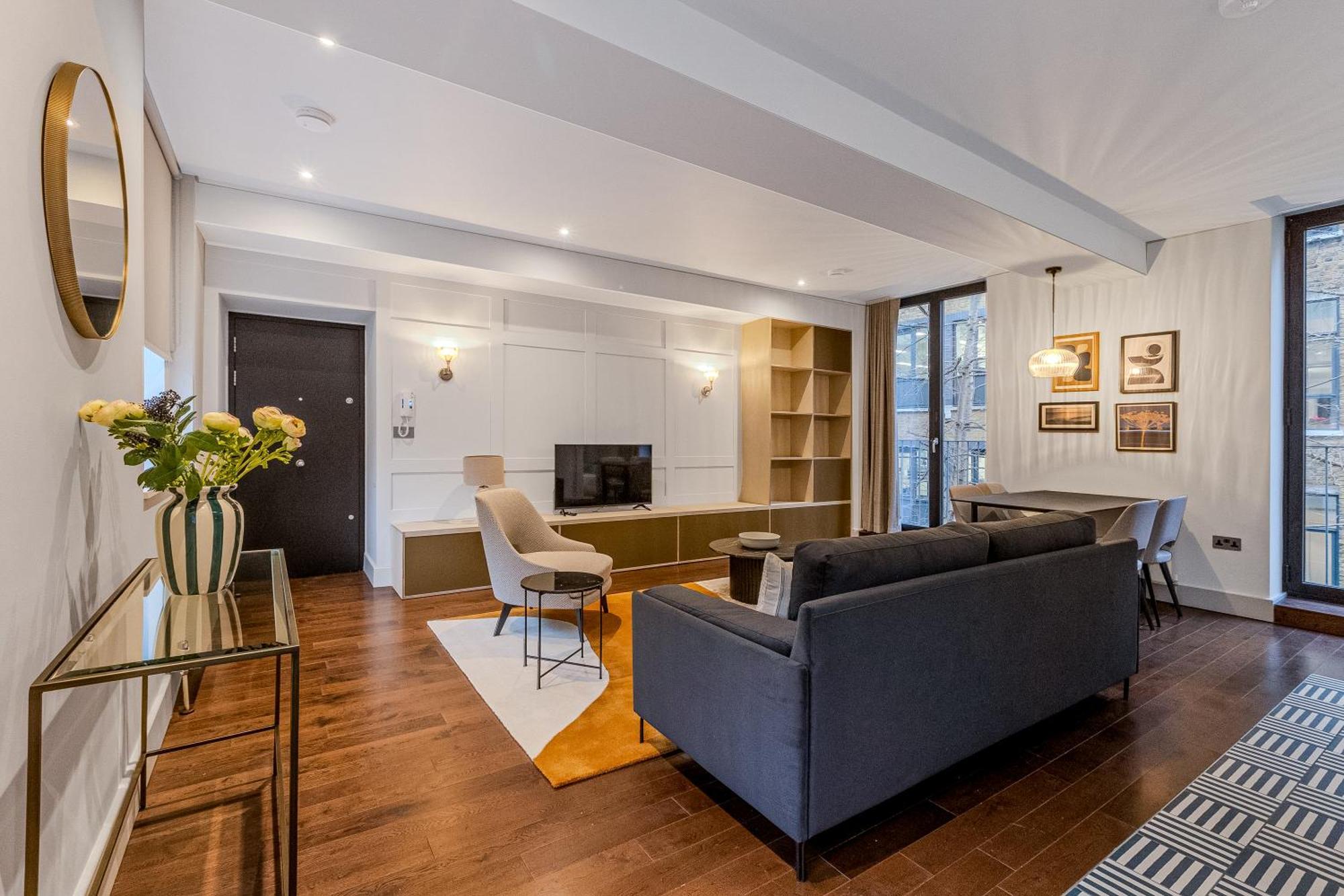 Brand New 1br, 3 Min To Blackfriars St!