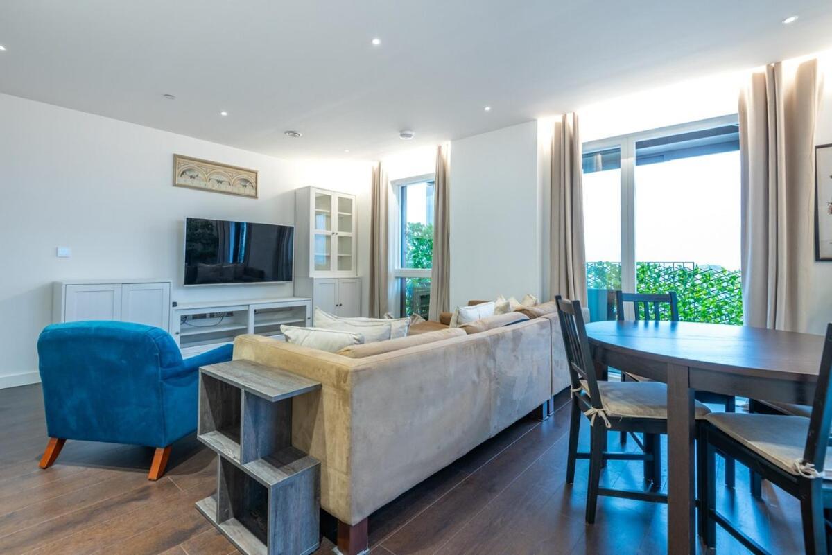 Lexington Devereux Residences Apartment London