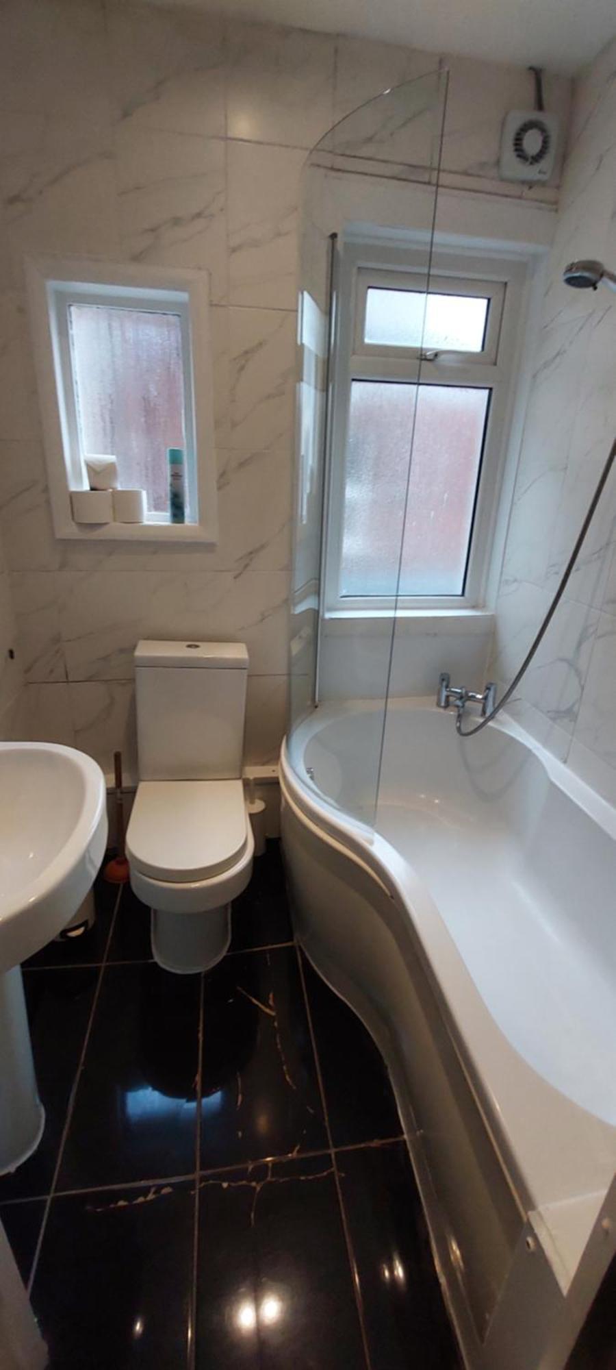 4 Bedroom & 2 Bedroom Londra