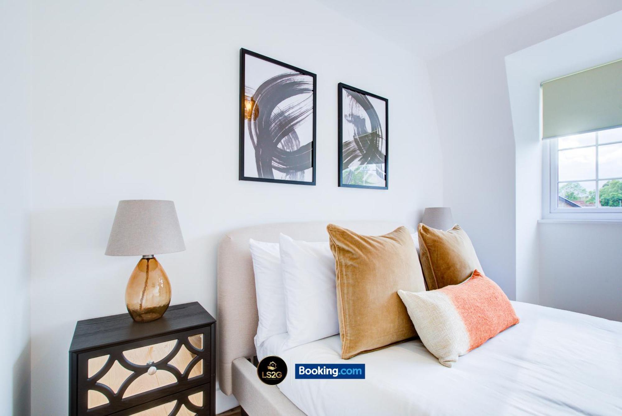 Appartamento Stylish 2 Bedroom Flat By Ls2g Short Lets & Serviced Greater With Balcony And Easy Access *