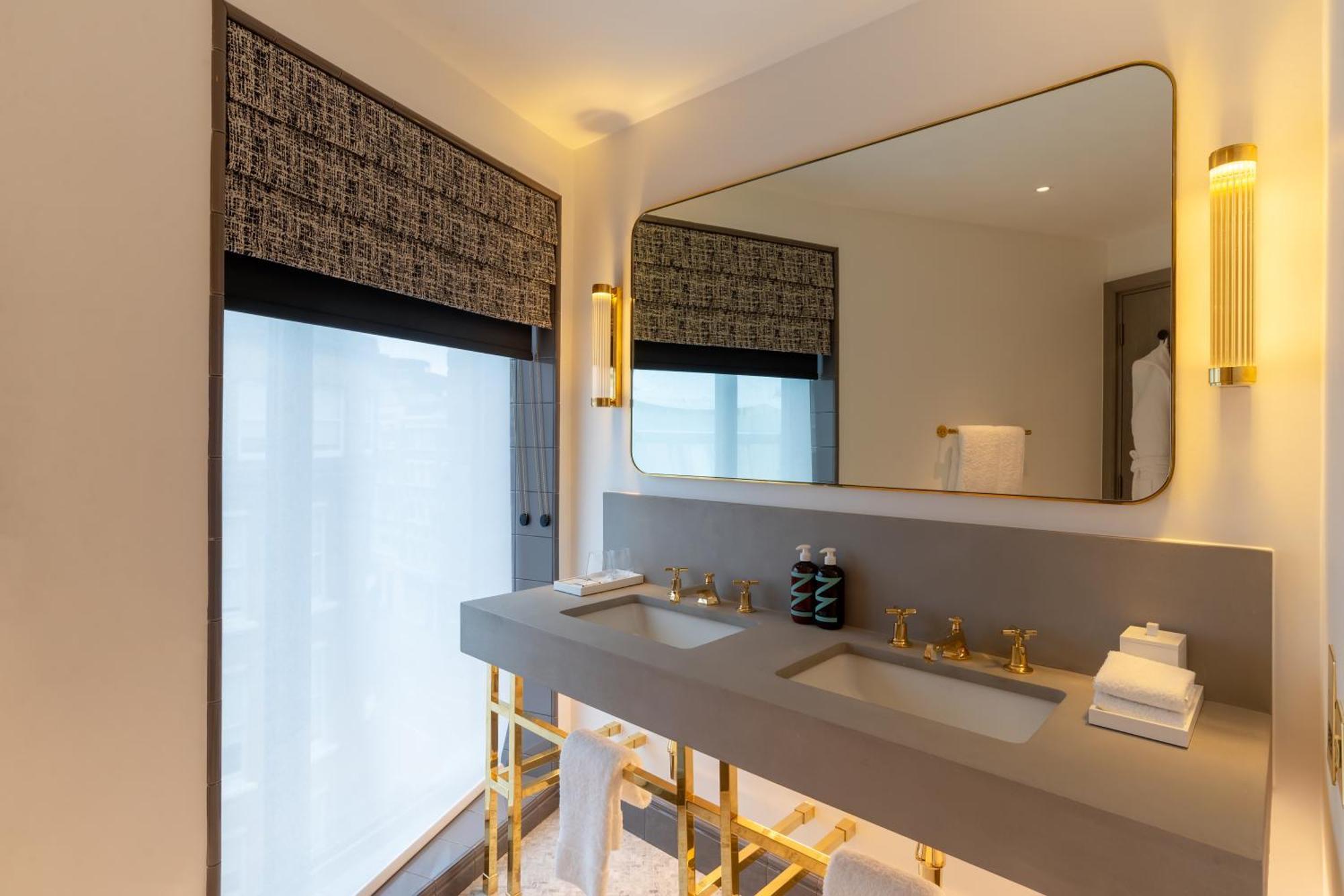 Hart Shoreditch London, Curio Collection By Hilton Hotell 4*