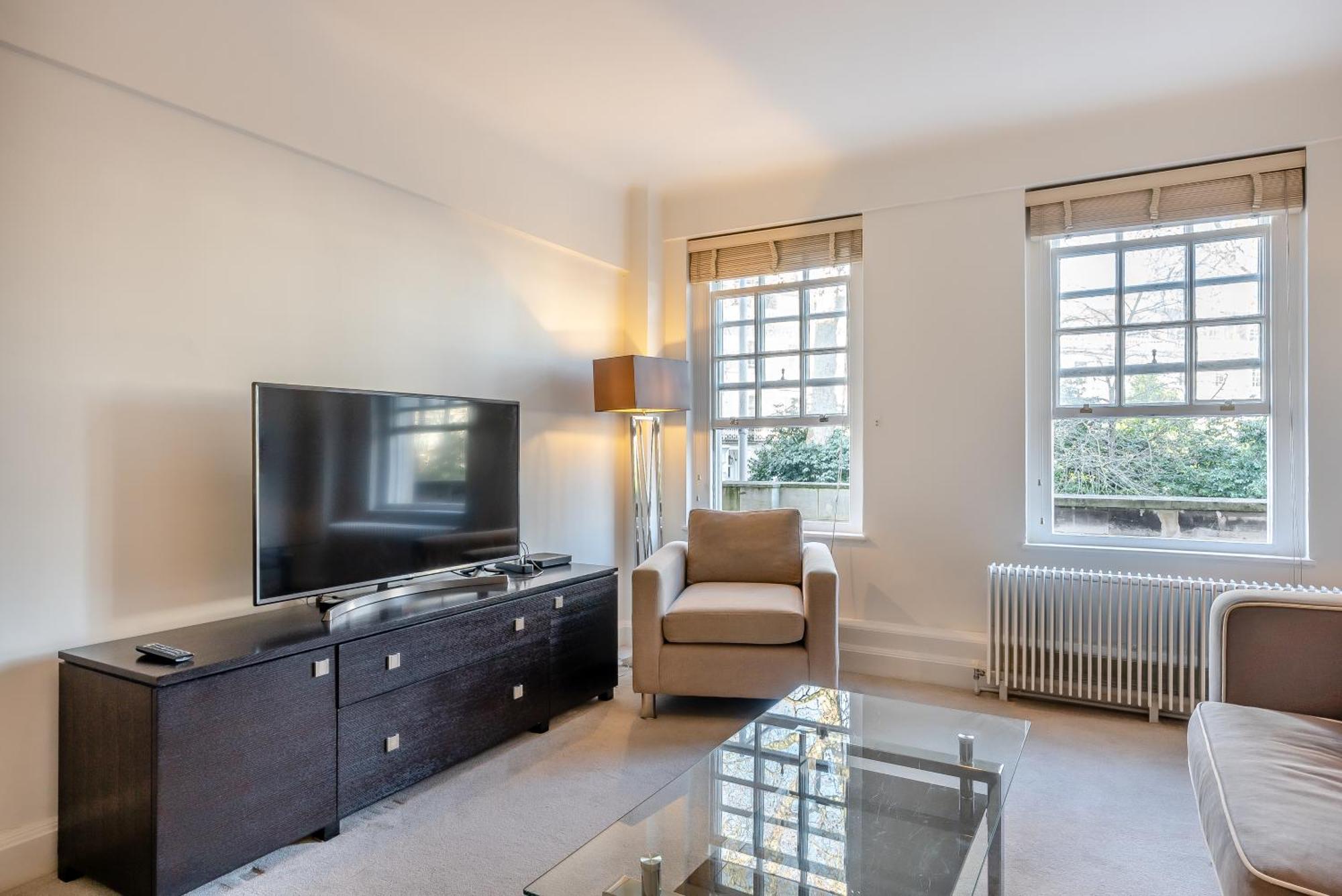 Pelham Court * Londra
