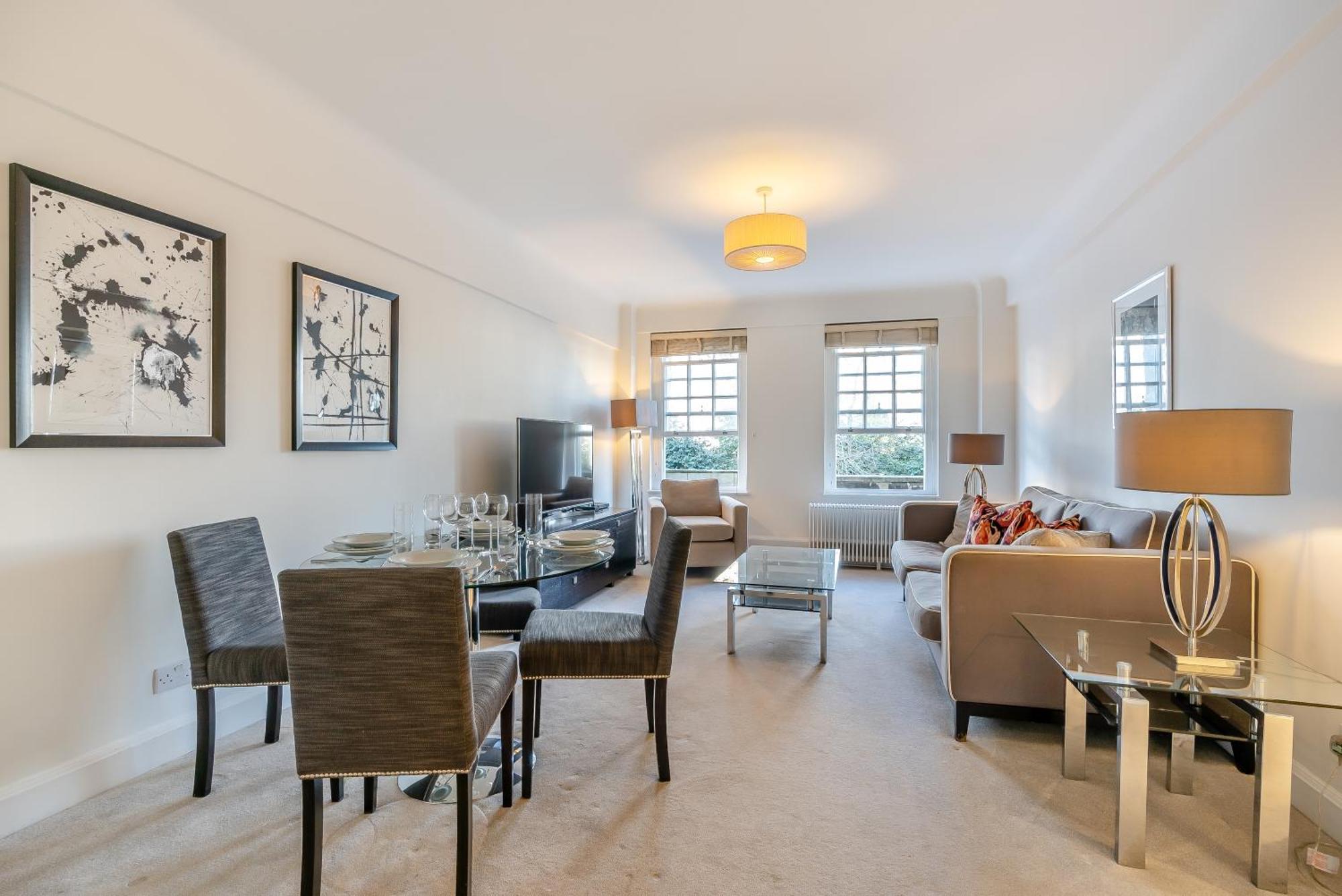 Pelham Court * Londra