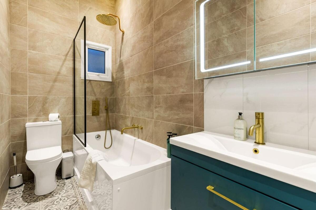 Superb 2 Bedroom Retreat In Belsize Park Lägenhet *