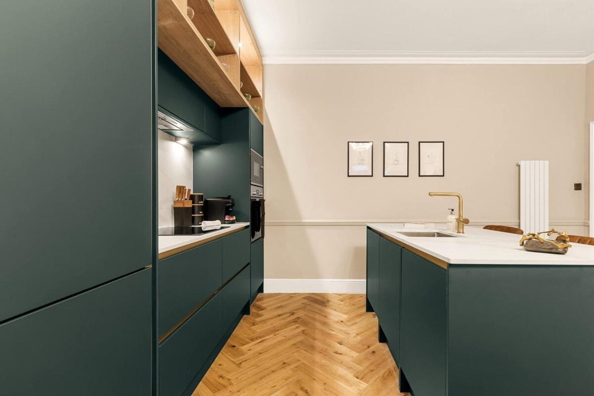 Superb 2 Bedroom Retreat In Belsize Park Lägenhet