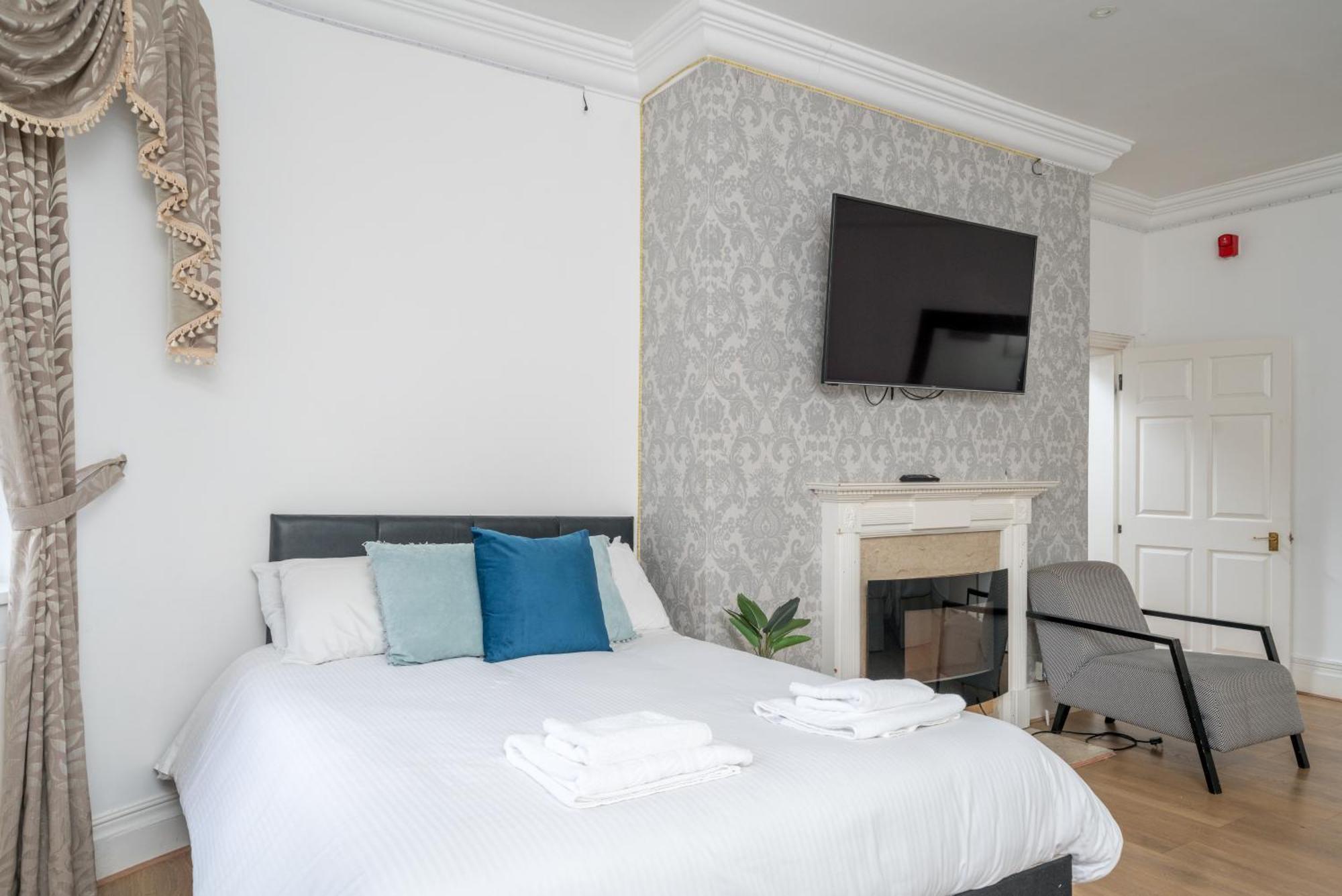 Cozy 2-bed Group & Family Near Excel & 02 Arena With Parking & Balcony Lägenhet *