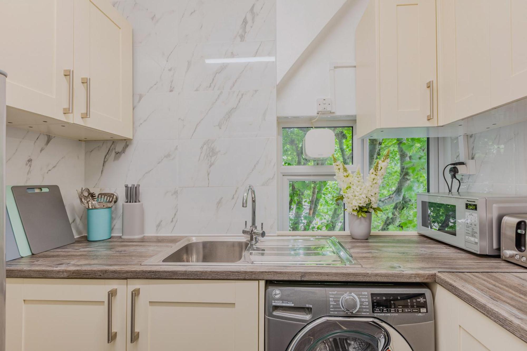 Apartment Lovely 2br Battersea, 7min Clapham Junction St *